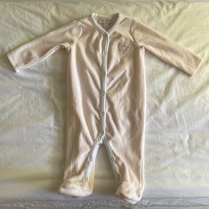 THE LITTLE WHITE COMPANY, PALE PINK VELOUR SLEEPSUIT, 6-9M